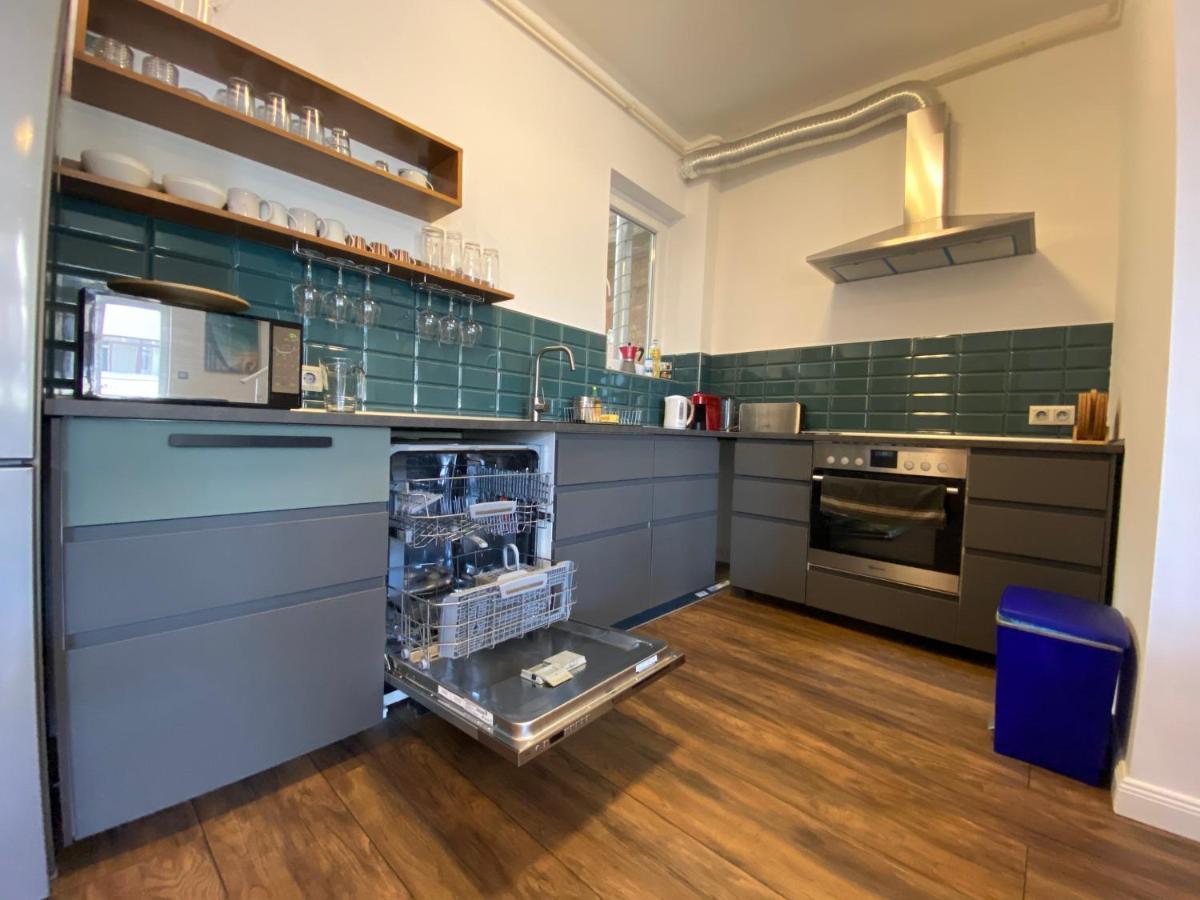 2 Bedroom 107 M2 Loft With Balcony Budapest Esterno foto
