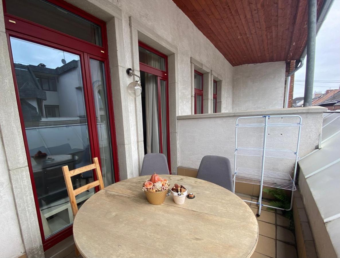 2 Bedroom 107 M2 Loft With Balcony Budapest Esterno foto